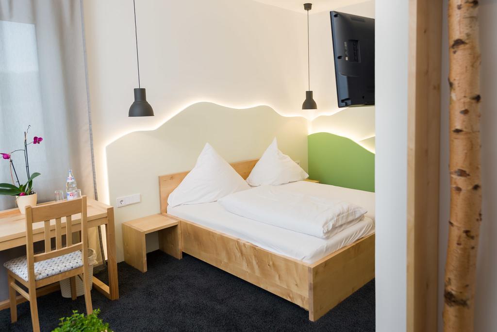 Hotel Rhoenhof Hünfeld Zewnętrze zdjęcie