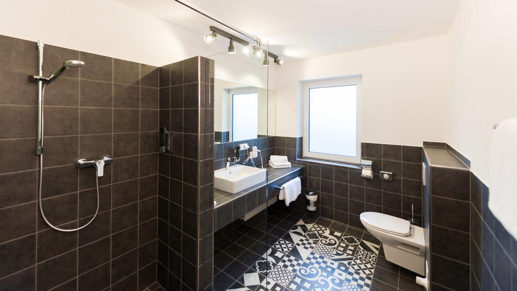 Hotel Rhoenhof Hünfeld Zewnętrze zdjęcie
