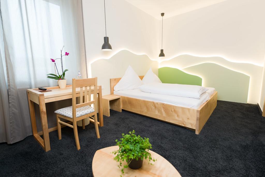 Hotel Rhoenhof Hünfeld Zewnętrze zdjęcie